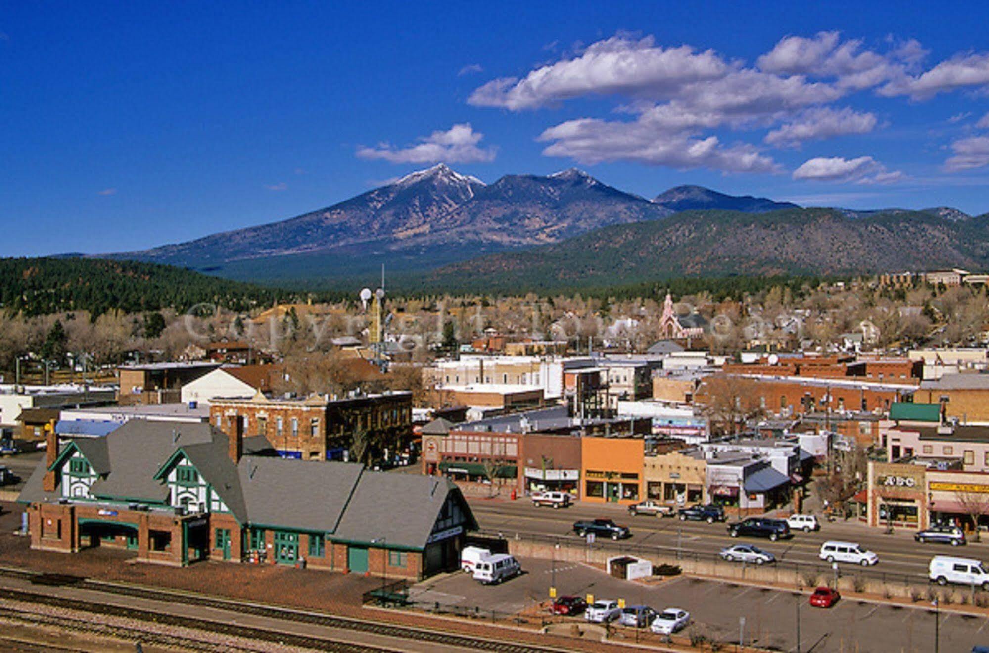 Hampton Inn Suites Flagstaff East Exterior foto